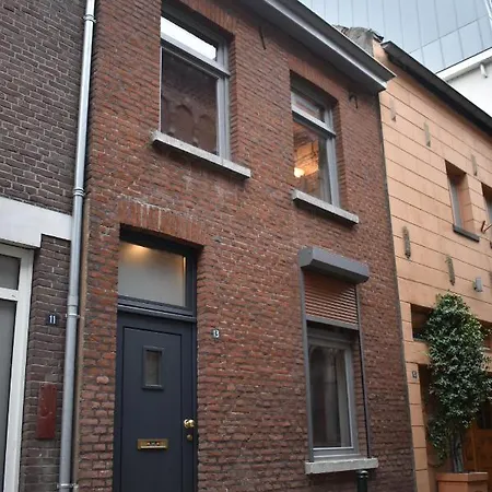 Uniek Stadspand, Compleet Woonhuis * Roermond