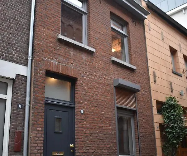 Uniek Stadspand, Compleet Woonhuis * Roermond