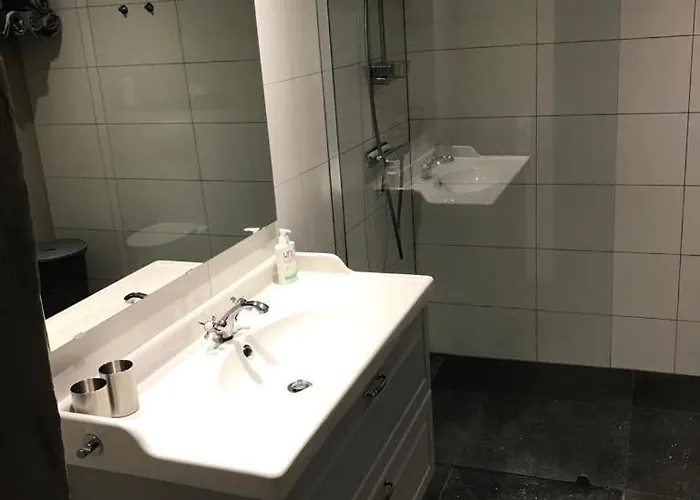 Apartment Uniek Stadspand, Compleet Woonhuis Roermond