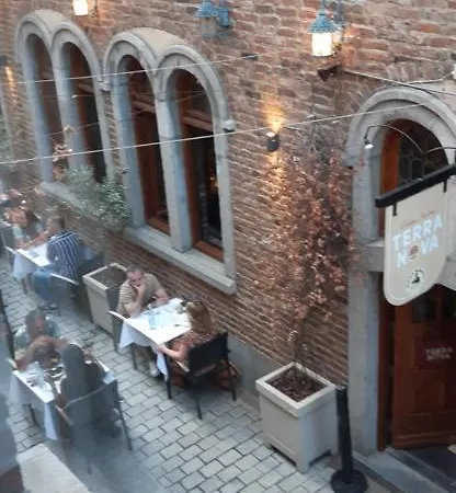 Uniek Stadspand, Compleet Woonhuis Apartmán